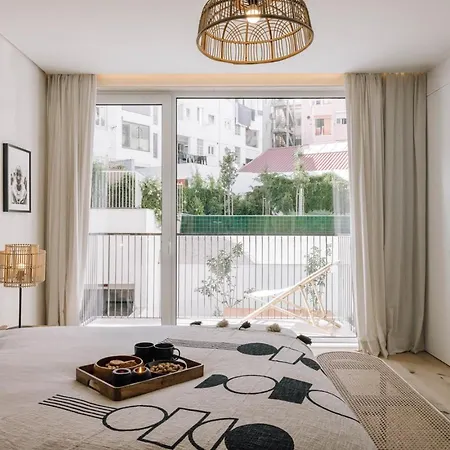 Mangai - 2 Bedrooms, Terrace, Parking In Arroios Apartman