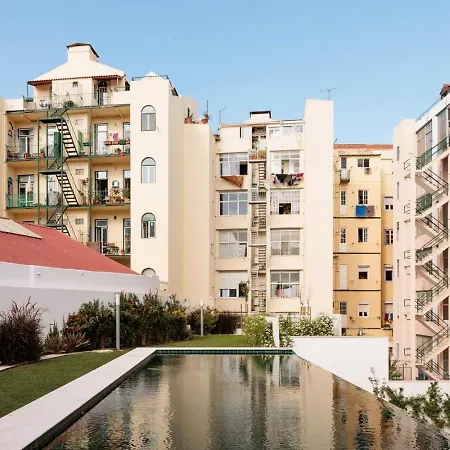 Mangai - 2 Bedrooms, Terrace, Parking In Arroios Apartman
