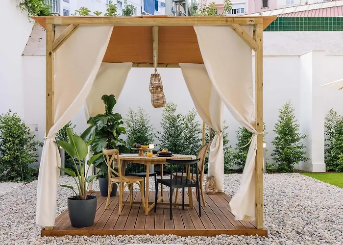 Apartman Mangai - 2 Bedrooms, Terrace, Parking In Arroios