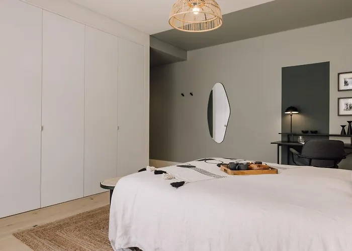 Mangai - 2 Bedrooms, Terrace, Parking In Arroios Apartman *