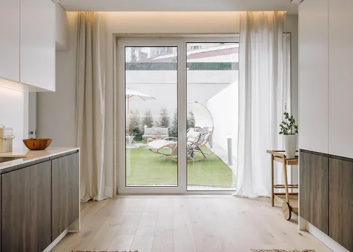 Mangai - 2 Bedrooms, Terrace, Parking In Arroios Lägenhet *