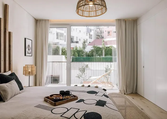 Mangai - 2 Bedrooms, Terrace, Parking In Arroios Lägenhet